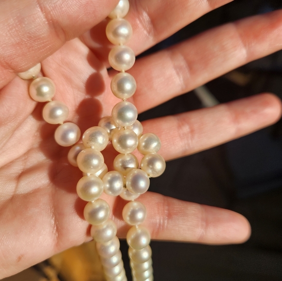 14k Opera Length Mikimoto Pearls 8mm LONG - Picture 10 of 12